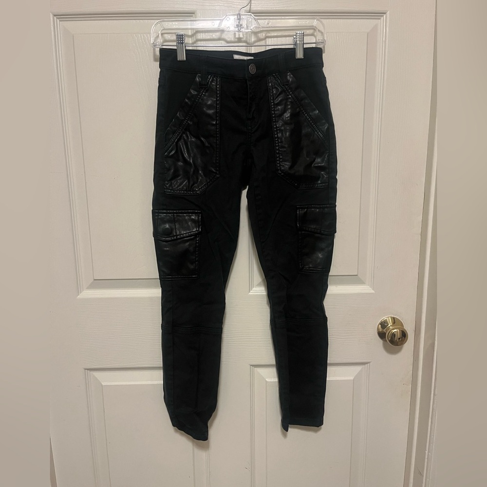 Joie Black Pants‎ with Leather accents/pockets. Sz 26